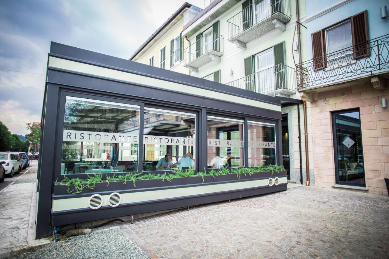 Hotel Ponti Angera Kültér fotó