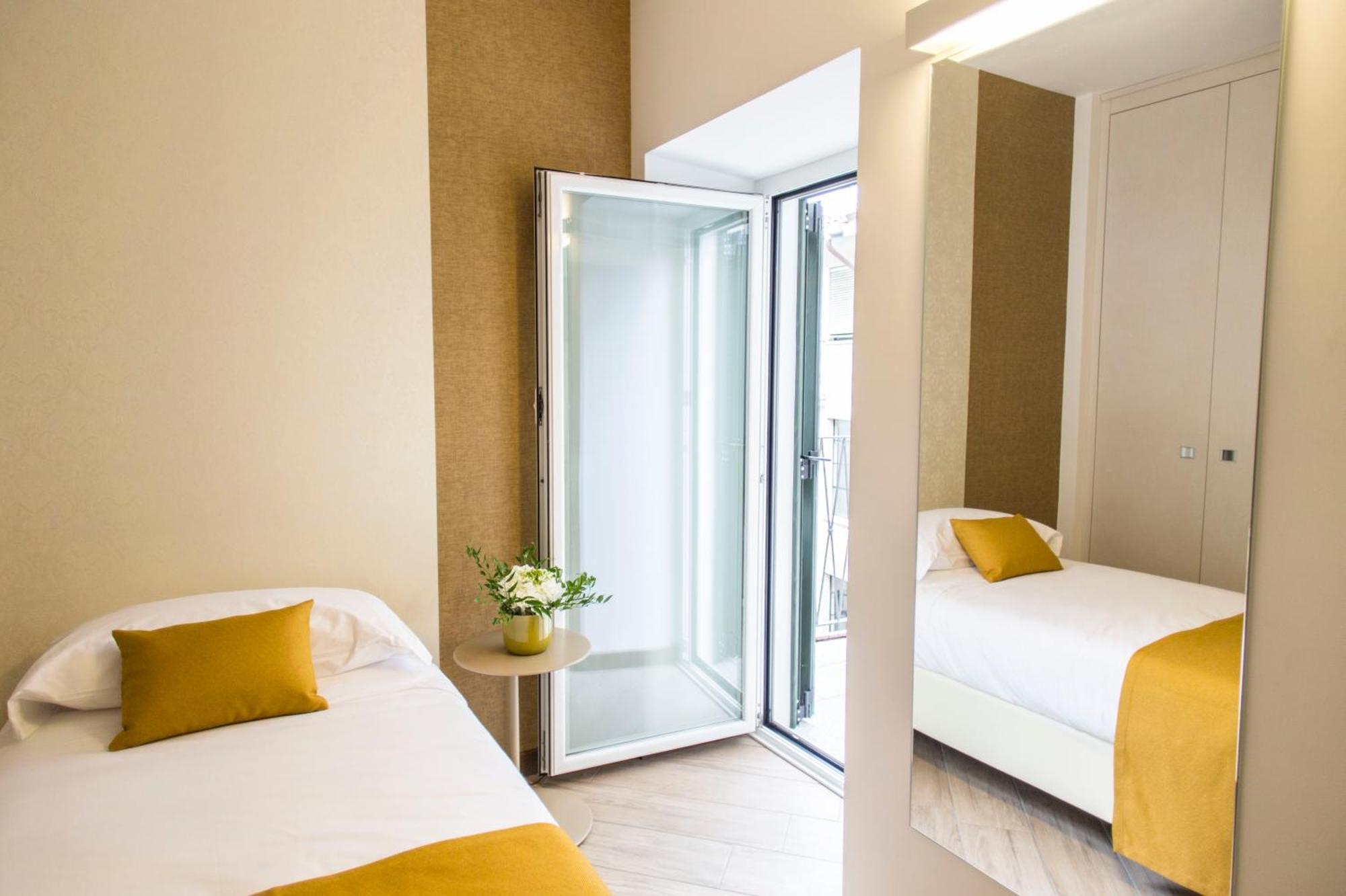 Hotel Ponti Angera Kültér fotó
