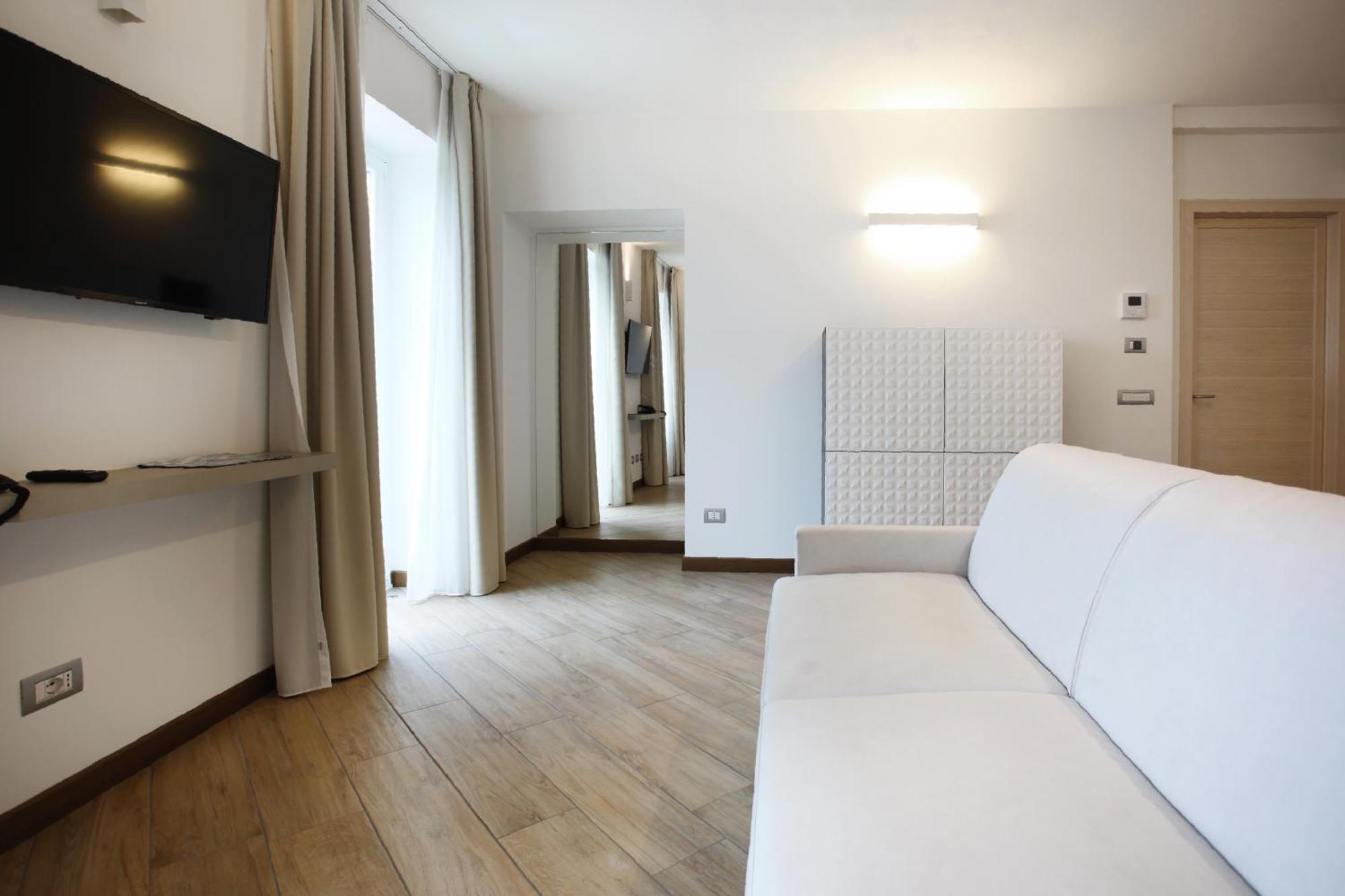 Hotel Ponti Angera Kültér fotó