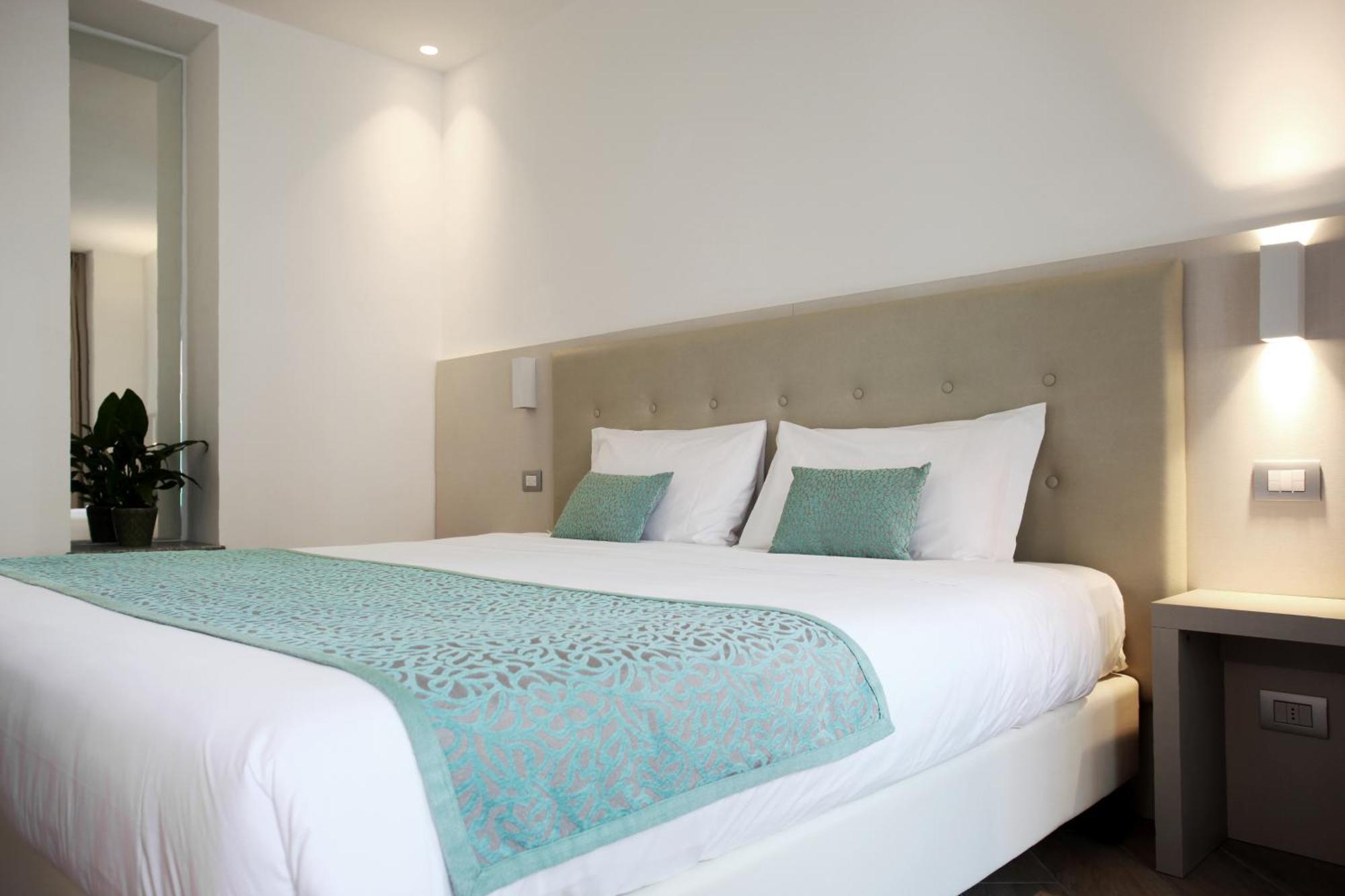 Hotel Ponti Angera Kültér fotó